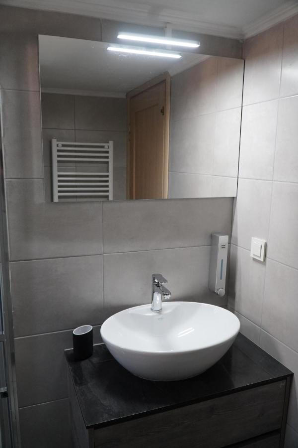 Modern Apartment In Οld Τown Θεσσαλονίκη Εξωτερικό φωτογραφία